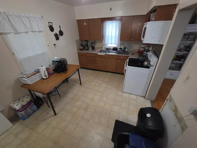 $179,999 | 1411 Maryland Avenue, Sheboygan, WI 53081