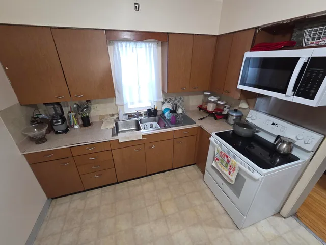 $179,999 | 1411 Maryland Avenue, Sheboygan, WI 53081