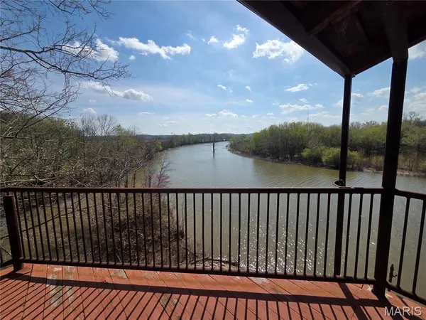 $279,000 | 8 Highway 146, Golconda, IL 62938