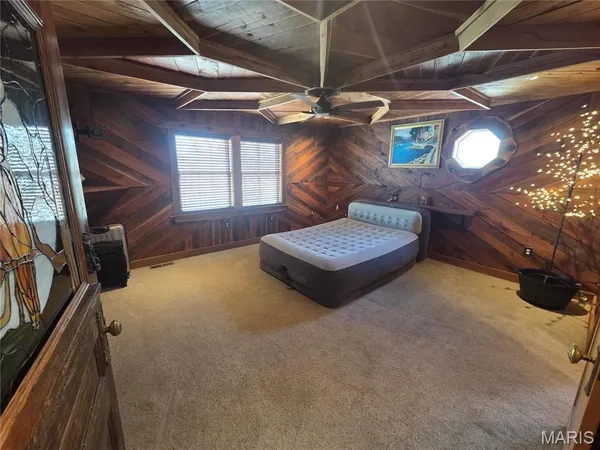 $279,000 | 8 Highway 146, Golconda, IL 62938