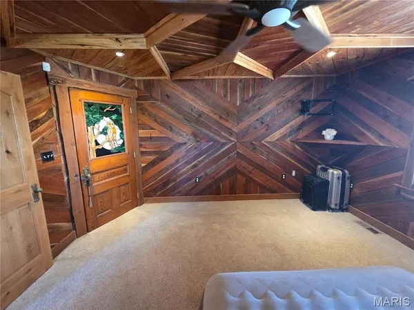 $279,000 | 8 Highway 146, Golconda, IL 62938