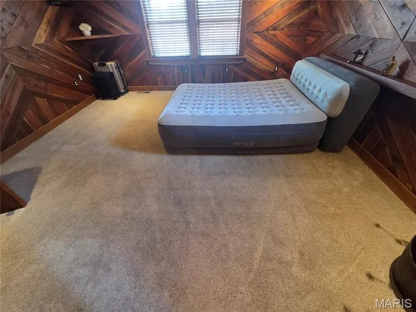 $279,000 | 8 Highway 146, Golconda, IL 62938