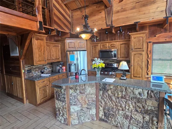 $279,000 | 8 Highway 146, Golconda, IL 62938