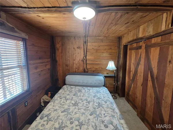 $279,000 | 8 Highway 146, Golconda, IL 62938