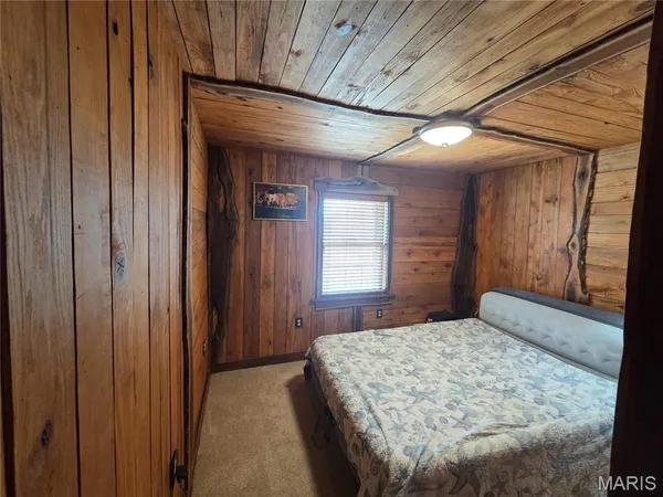 $279,000 | 8 Highway 146, Golconda, IL 62938