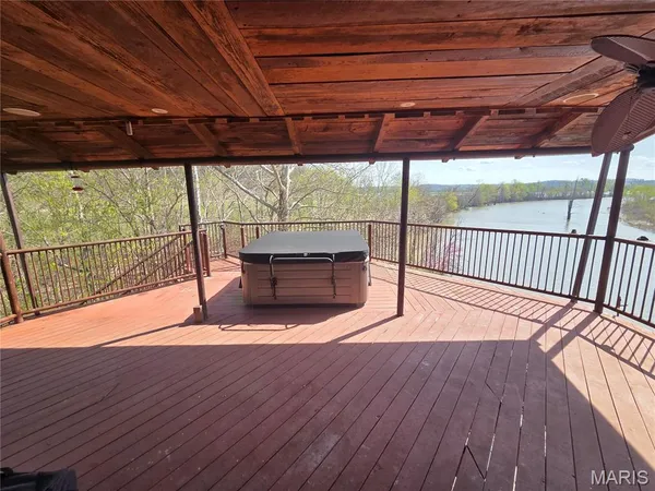 $279,000 | 8 Highway 146, Golconda, IL 62938