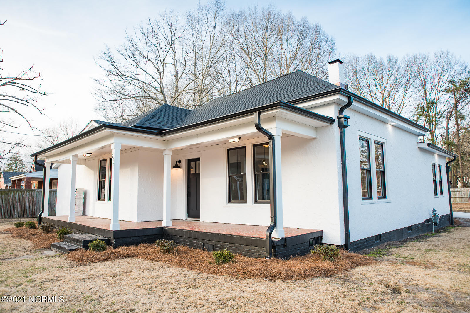 285 Fourth Street Ayden, NC 28513 - Photo 2 of 40 FourthSt1