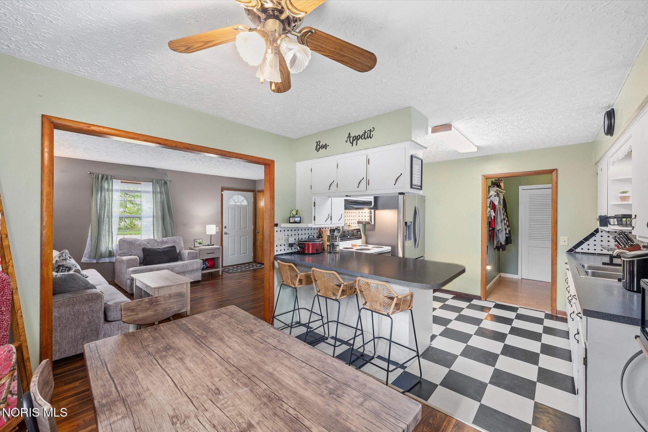 215 Reed Street McClure, OH 43534 - Photo 11 of 27 11-DSC1039