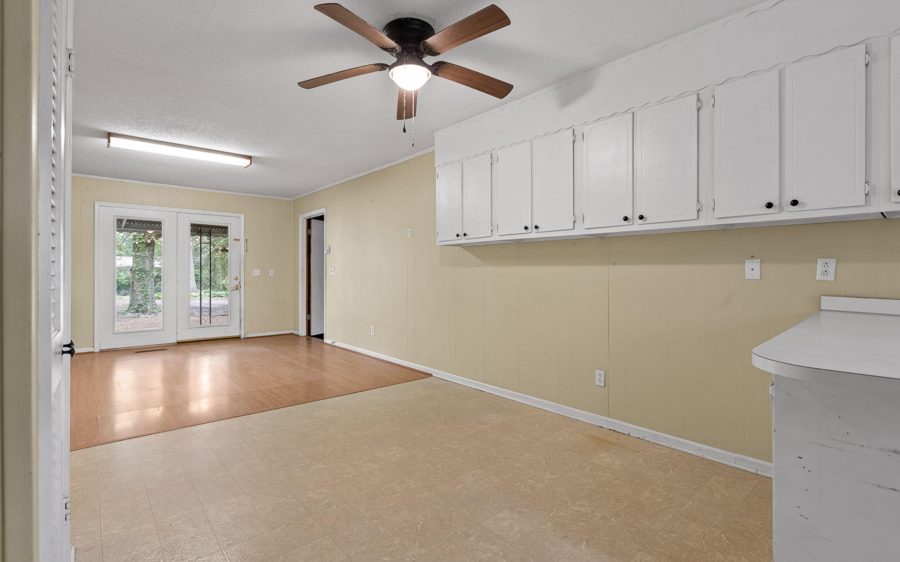 609 Albert Road Signal Mountain, TN 37377 - Photo 13 of 43 Dining Room