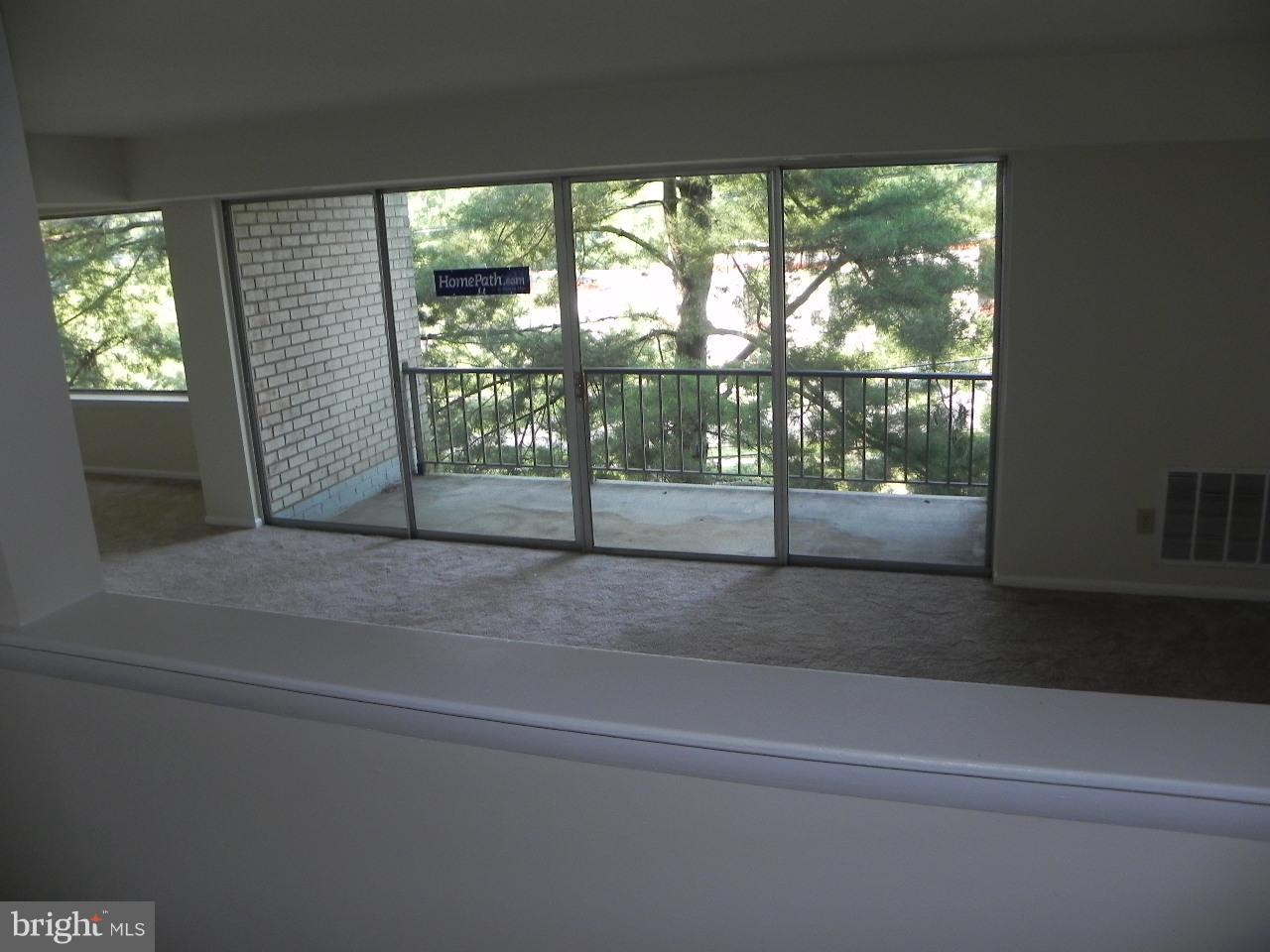 2505 Baltimore Road, Unit 6 Rockville, MD 20853 - Photo 2 of 20 Living Room 1