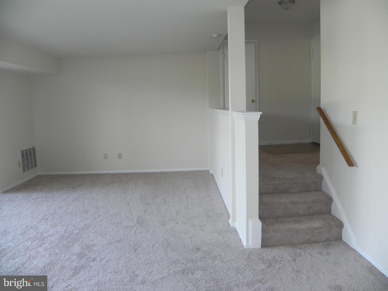 2505 Baltimore Road, Unit 6 Rockville, MD 20853 - Photo 3 of 20 Living Room 2