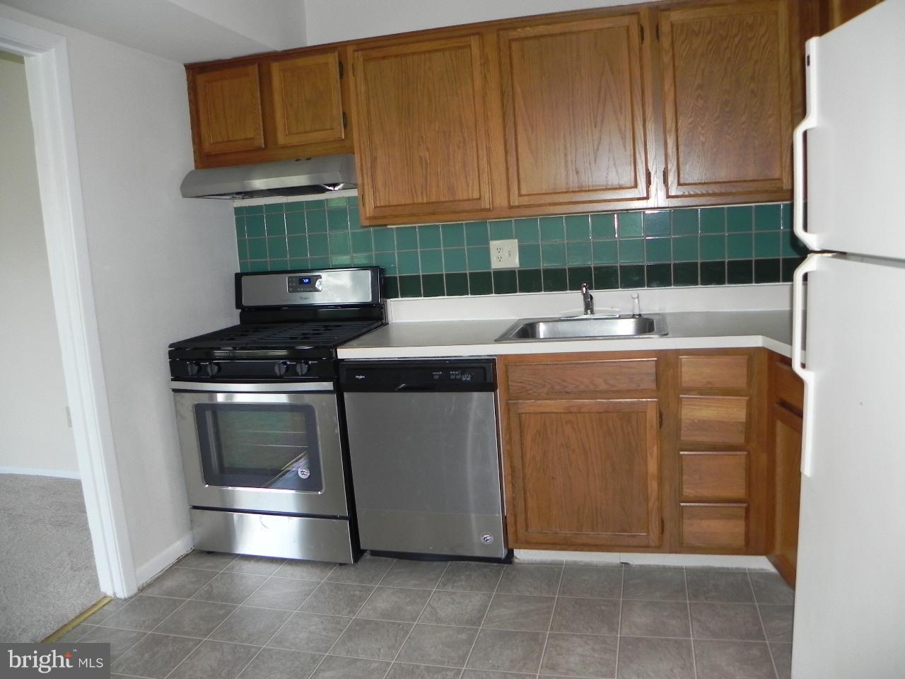 2505 Baltimore Road, Unit 6 Rockville, MD 20853 - Photo 9 of 20 Kitchen 2