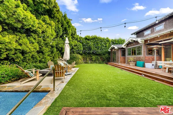 $2,450,000 | 1141 Villa View Drive, Pacific Palisades, CA 90272