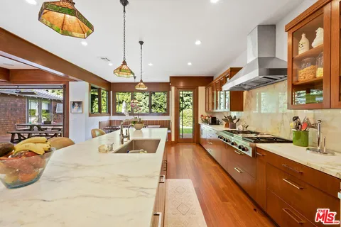 $2,450,000 | 1141 Villa View Drive, Pacific Palisades, CA 90272