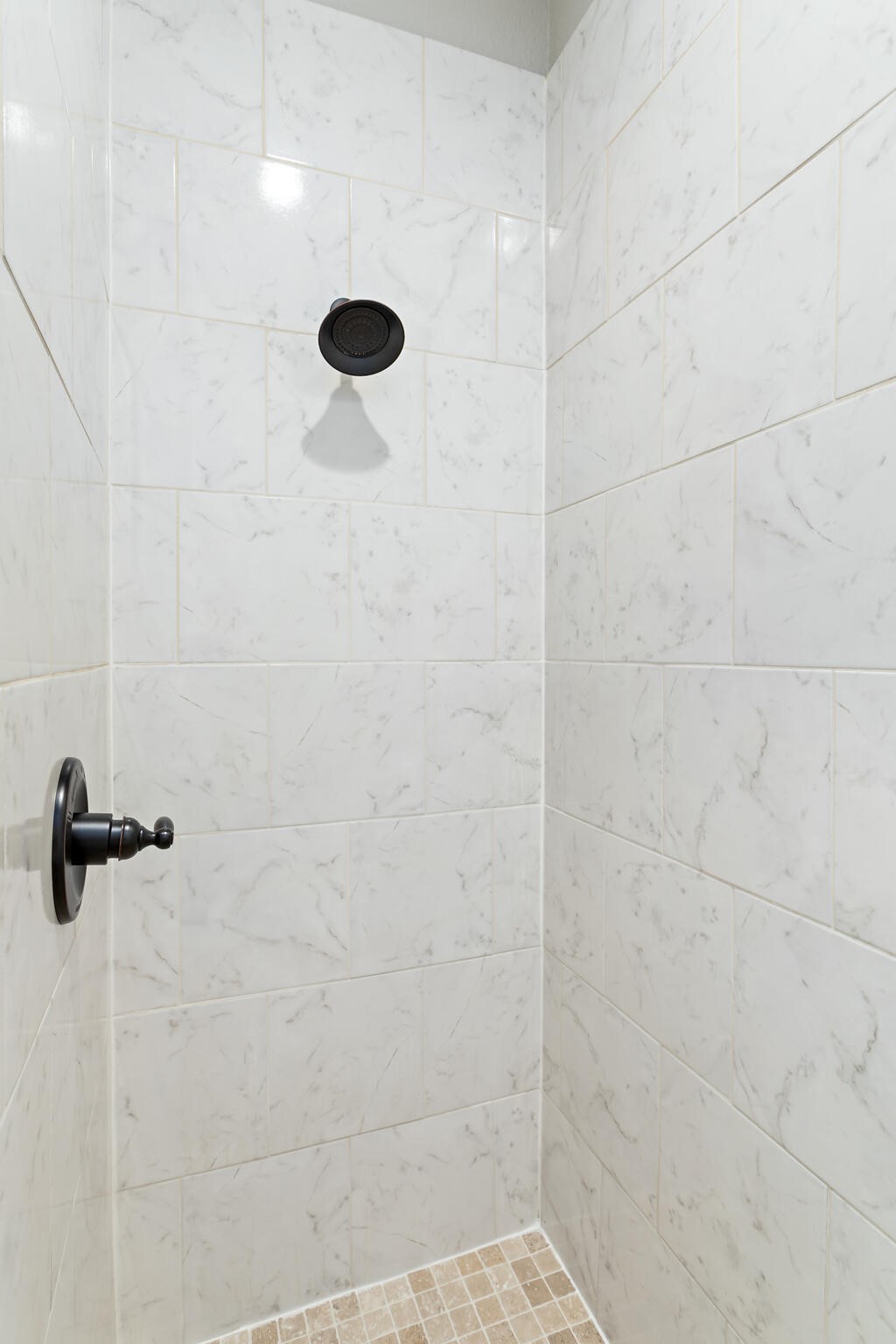 3210 Ethan Symone Street Beaumont, TX 77705 - Photo 21 of 33 a bathroom with a shower