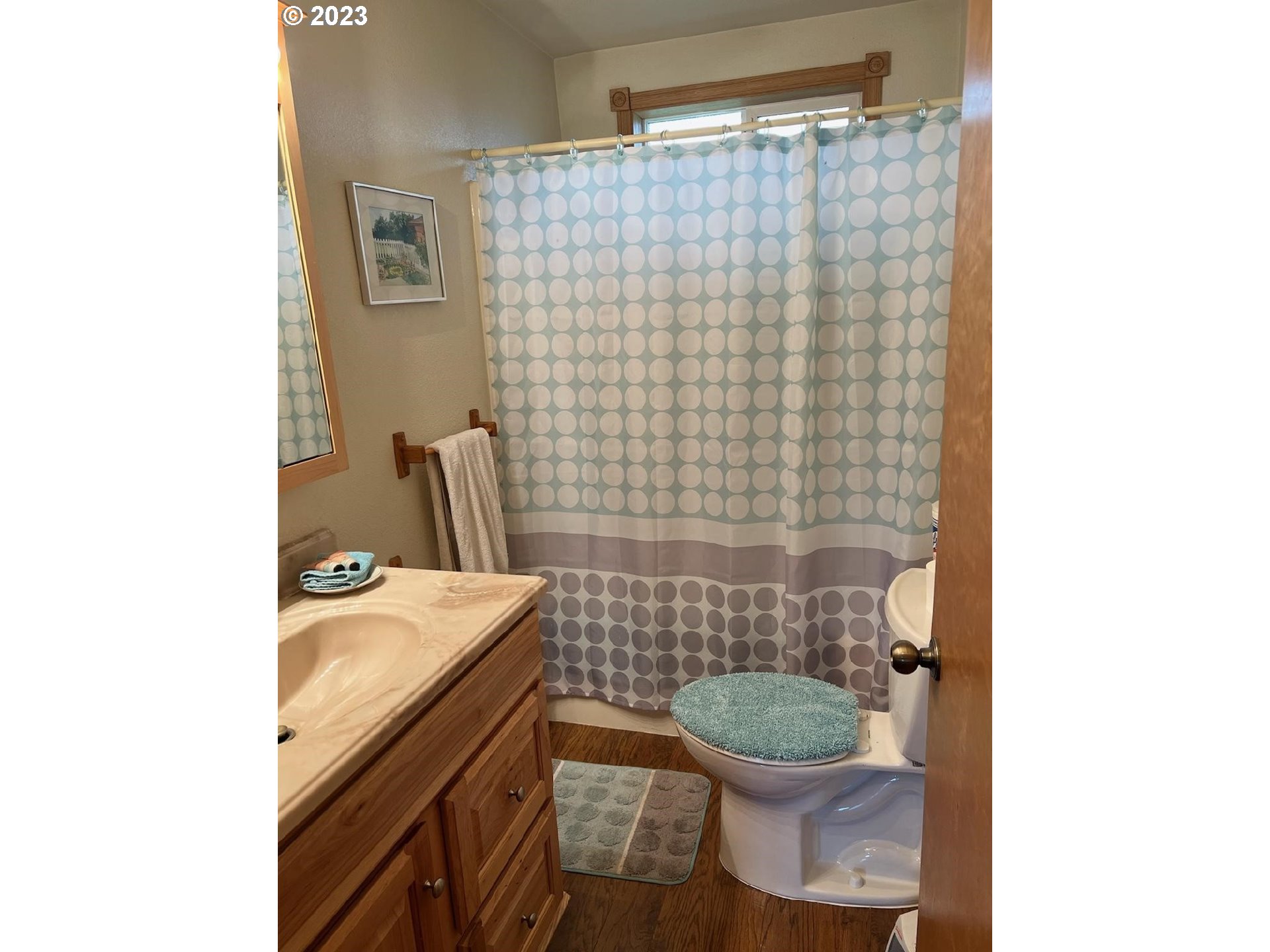 75531 Robinson Road Elgin, OR 97827 - Photo 10 of 26 Bathroom