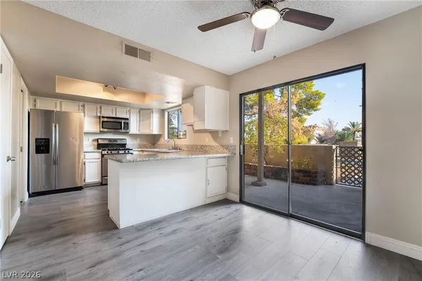 $1,650 | 3929 South Torrey Pines Drive, Las Vegas, NV 89103