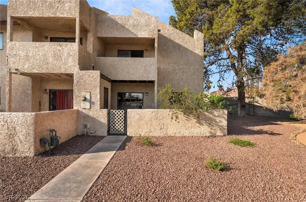 $1,650 | 3929 South Torrey Pines Drive, Las Vegas, NV 89103