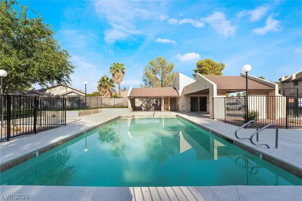 $1,650 | 3929 South Torrey Pines Drive, Las Vegas, NV 89103