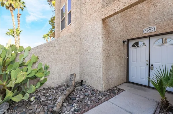 $1,650 | 3929 South Torrey Pines Drive, Las Vegas, NV 89103
