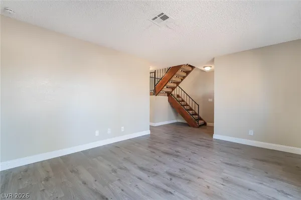 $1,650 | 3929 South Torrey Pines Drive, Las Vegas, NV 89103