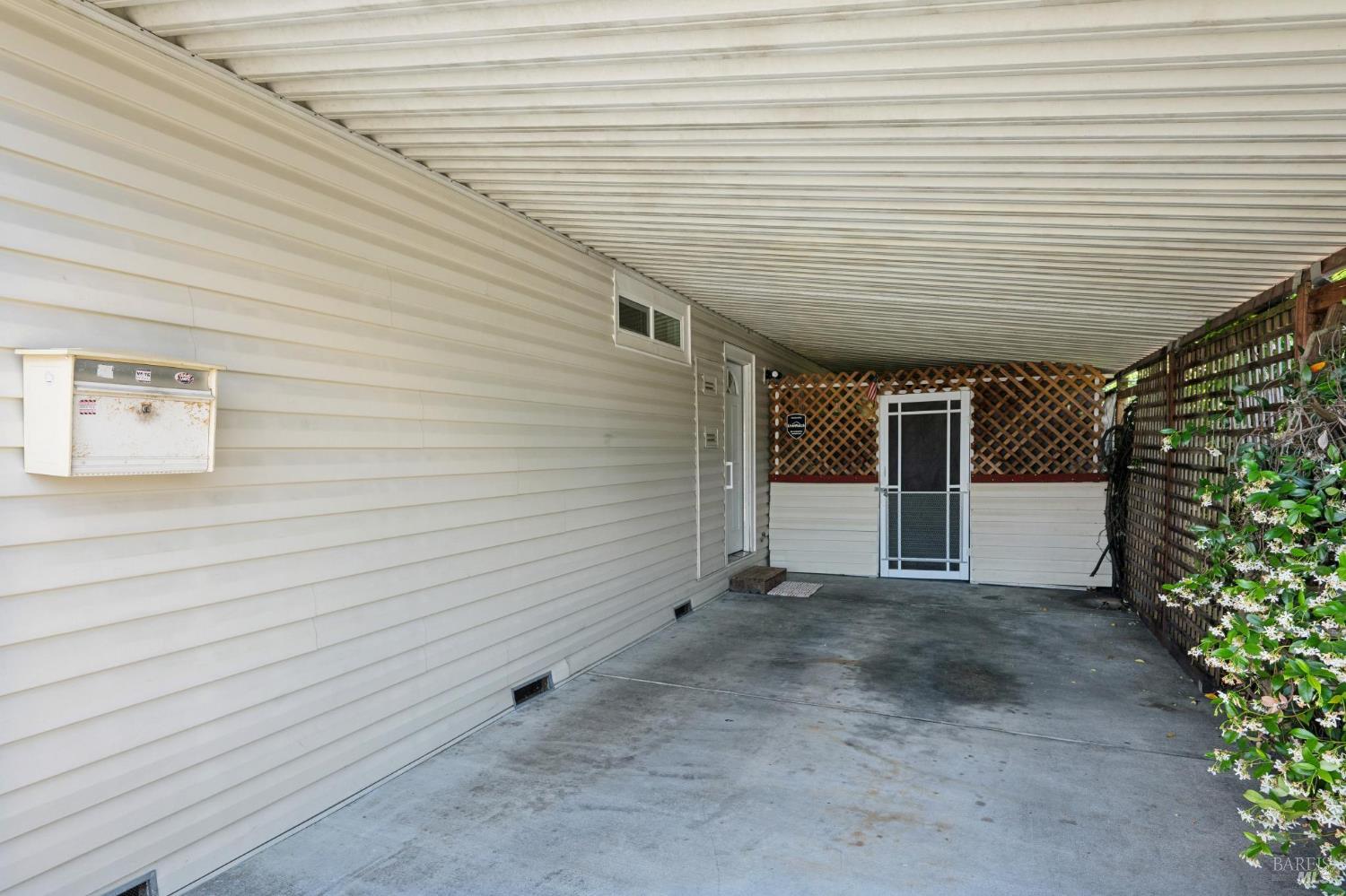 32 Charro Court Santa Rosa, CA 95401 - Photo 30 of 34 Carport