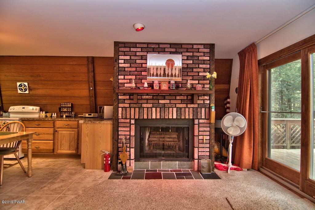 2322 Brookfield Road Lake Ariel, PA 18436 - Photo 9 of 31 Photo 28