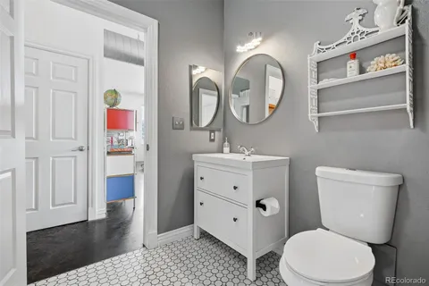$397,500 | 277 North Broadway, Unit 209, Denver, CO 80203