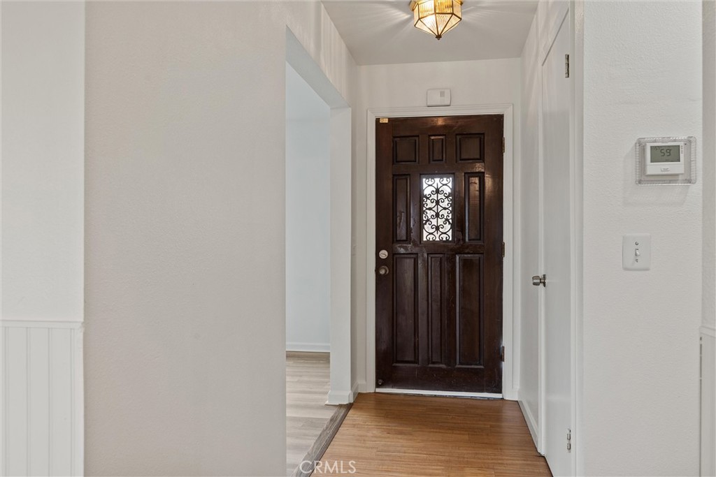 4229 Caballo Way Chico, CA 95973 - Photo 15 of 42 a view of hallway with mirror