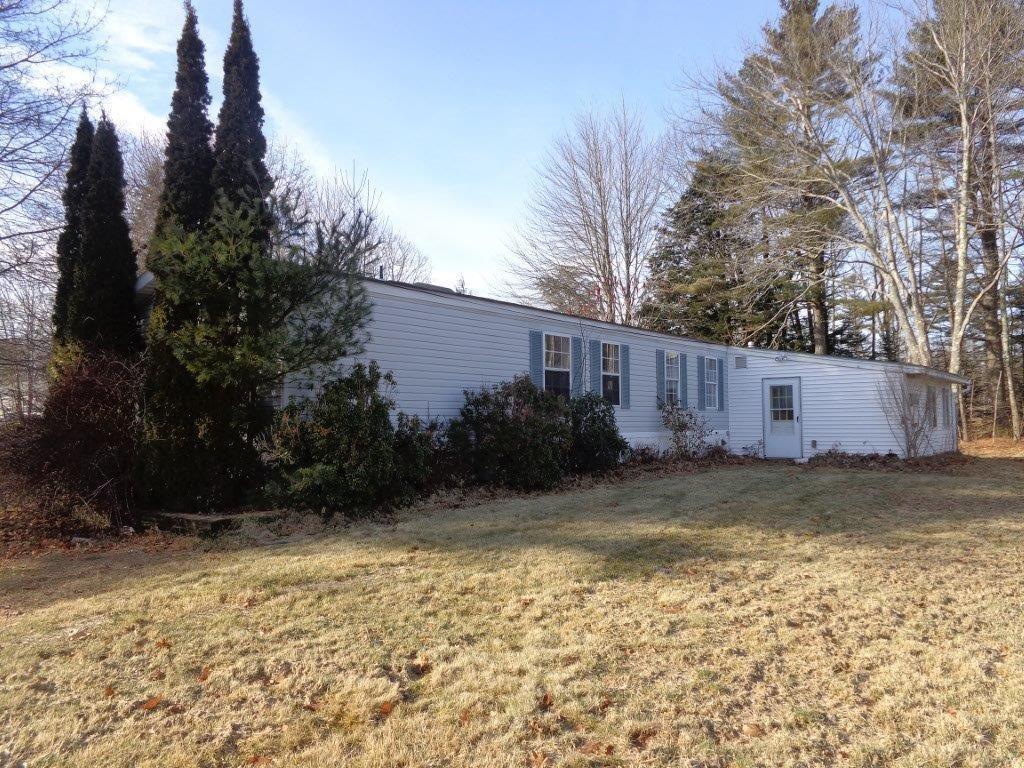 5 Rowe Court Freeport, ME 04032 - Photo 7 of 22 EXTERIOR SOUTH SIDE