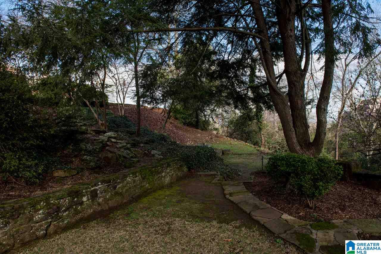 2640 Crest Road South Birmingham, AL 35223 - Photo 30 of 33