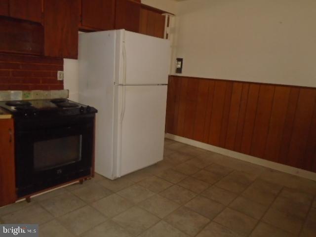 4806 Strathdale Road Baltimore, MD 21206 - Photo 7 of 24