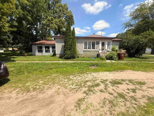 $80,000 | 304 West Elba Street, Perrinton, MI 48871