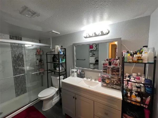 $1,350 | 4518 Commander Drive, Unit 1933, Orlando, FL 32822