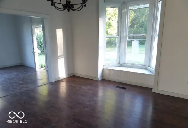 $153,000 | 424 West Broad Street, Spiceland, IN 47385