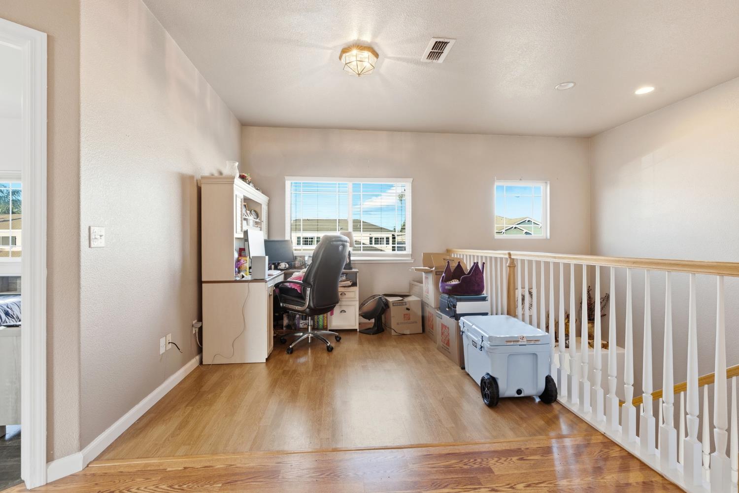 5412 Port Alice Way Salida, CA 95368 - Photo 19 of 37 a view of a room with gym equipment