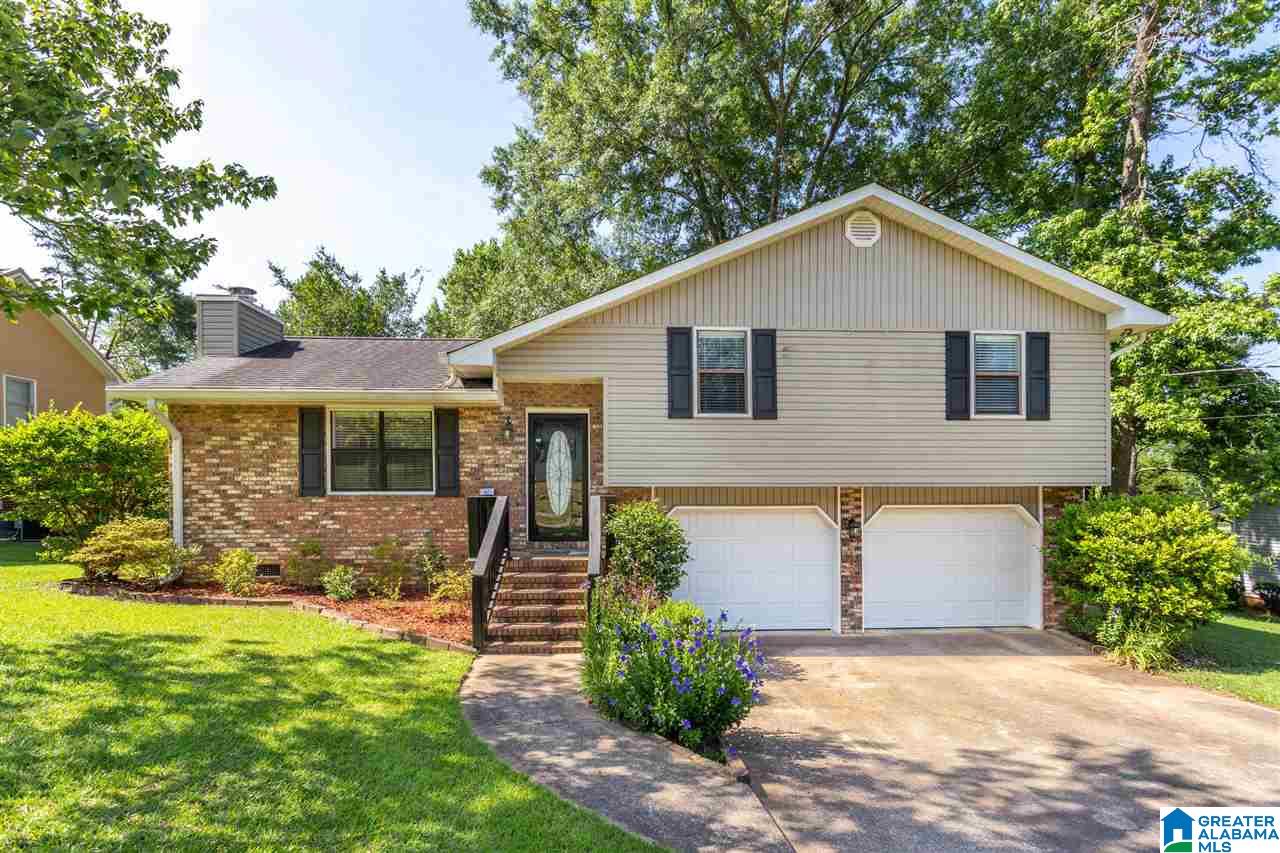 4421 Mayfair Road Anniston, AL 36207 - Photo 1 of 35