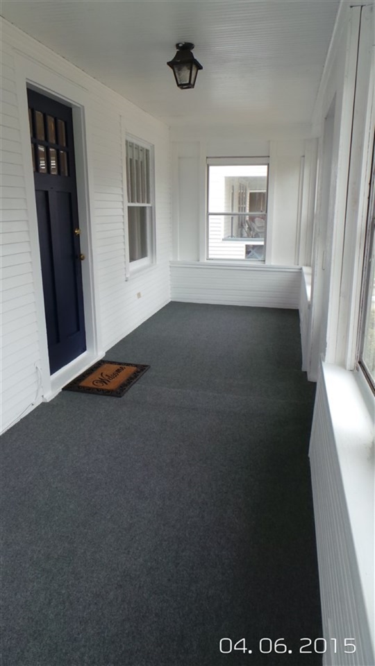 2716 Middle Road Davenport, IA 52803 - Photo 3 of 23 Gallery Image 3