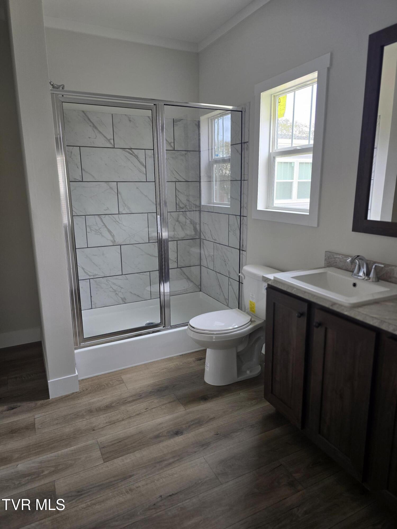 2204 Oak Street Gray, TN 37615 - Photo 20 of 36 20251026_132155