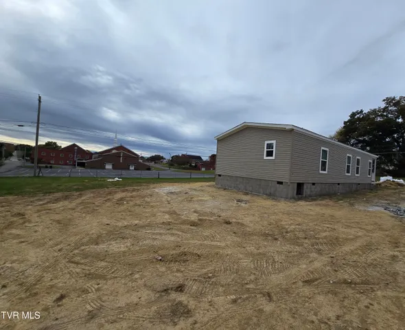 $284,000 | 2204 Oak Street, Gray, TN 37615