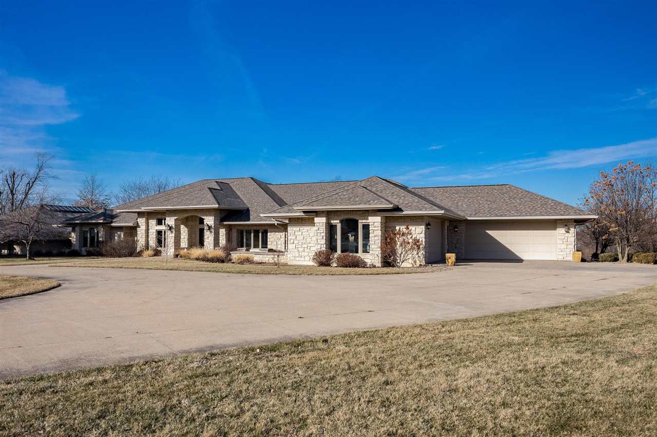 2146 Crystal Creek Road Springville, IA 52336 - Photo 10 of 73 Gallery Image 10