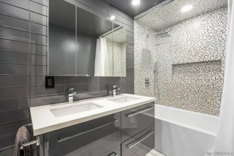 $3,495,000 | 3129 Bremerton Place, La Jolla, CA 92037