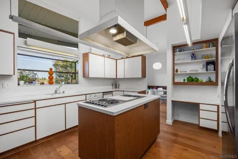 $3,495,000 | 3129 Bremerton Place, La Jolla, CA 92037