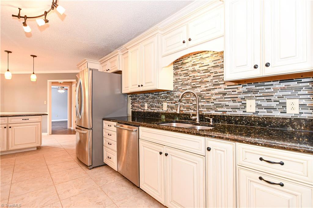 4215 Finch Farm Road Trinity, NC 27370 - Photo 9 of 30 Kitchen.