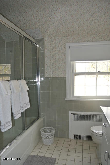 25 Prospect Hill Road Stockbridge, MA 01262 - Photo 20 of 30 a bathroom with a toilet a sink and shower