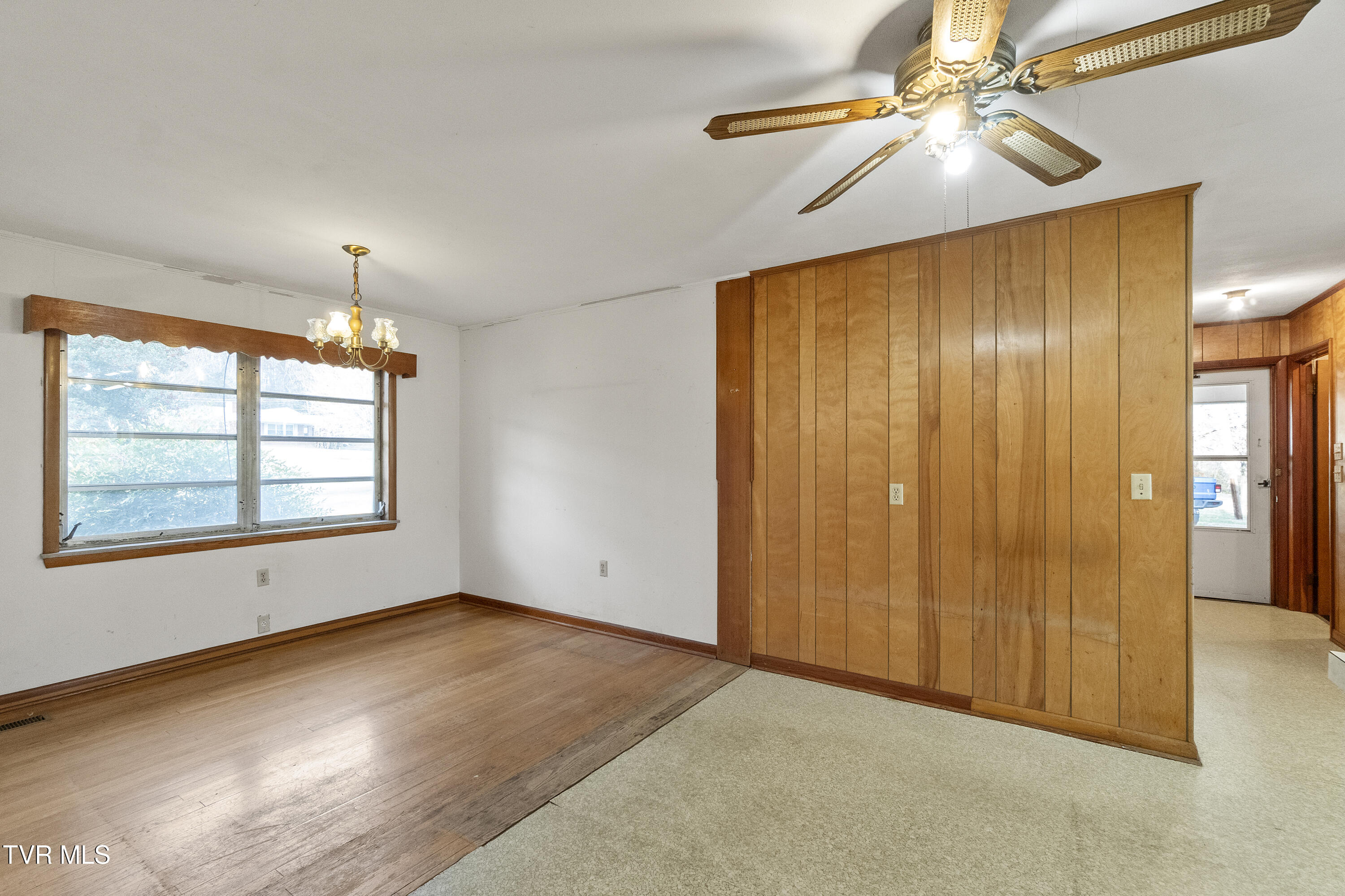 180 Doughtys Chapel Road Greeneville, TN 37745 - Photo 19 of 42 DSC03426