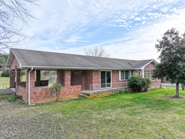 $274,900 | 180 Doughtys Chapel Road, Greeneville, TN 37745
