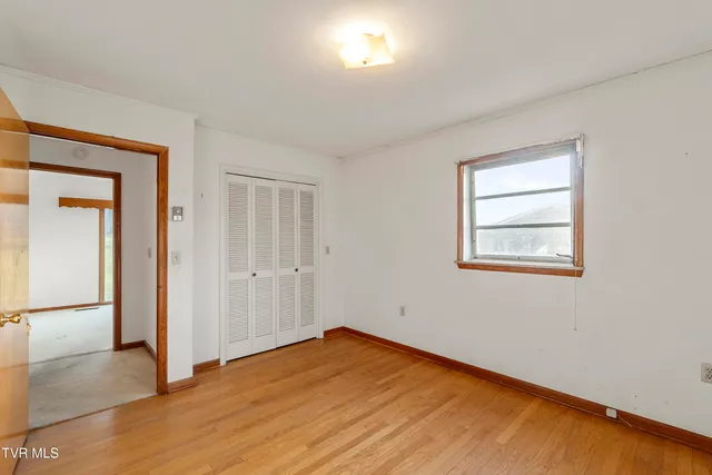 $274,900 | 180 Doughtys Chapel Road, Greeneville, TN 37745