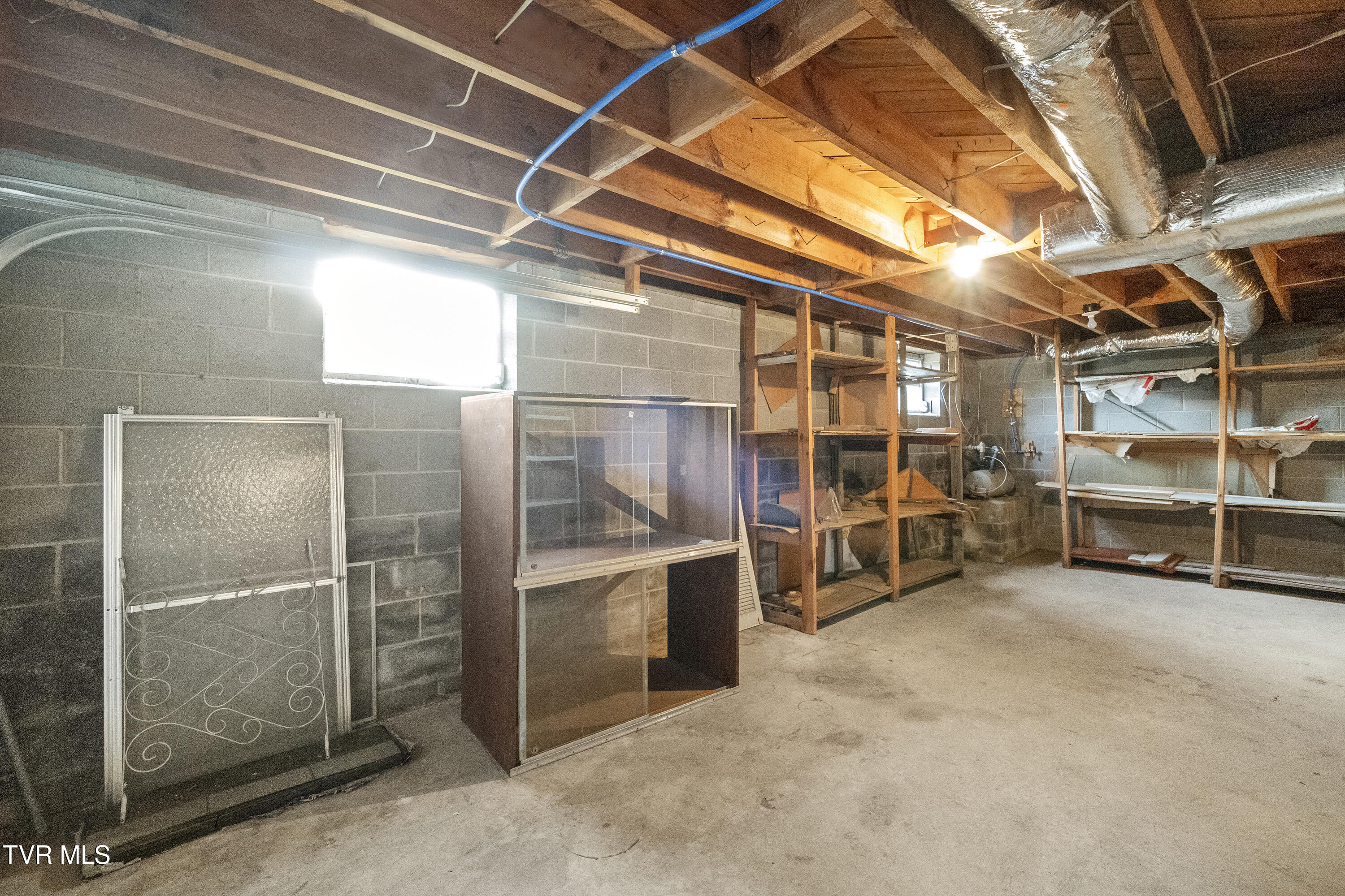 180 Doughtys Chapel Road Greeneville, TN 37745 - Photo 34 of 42 DSC03483