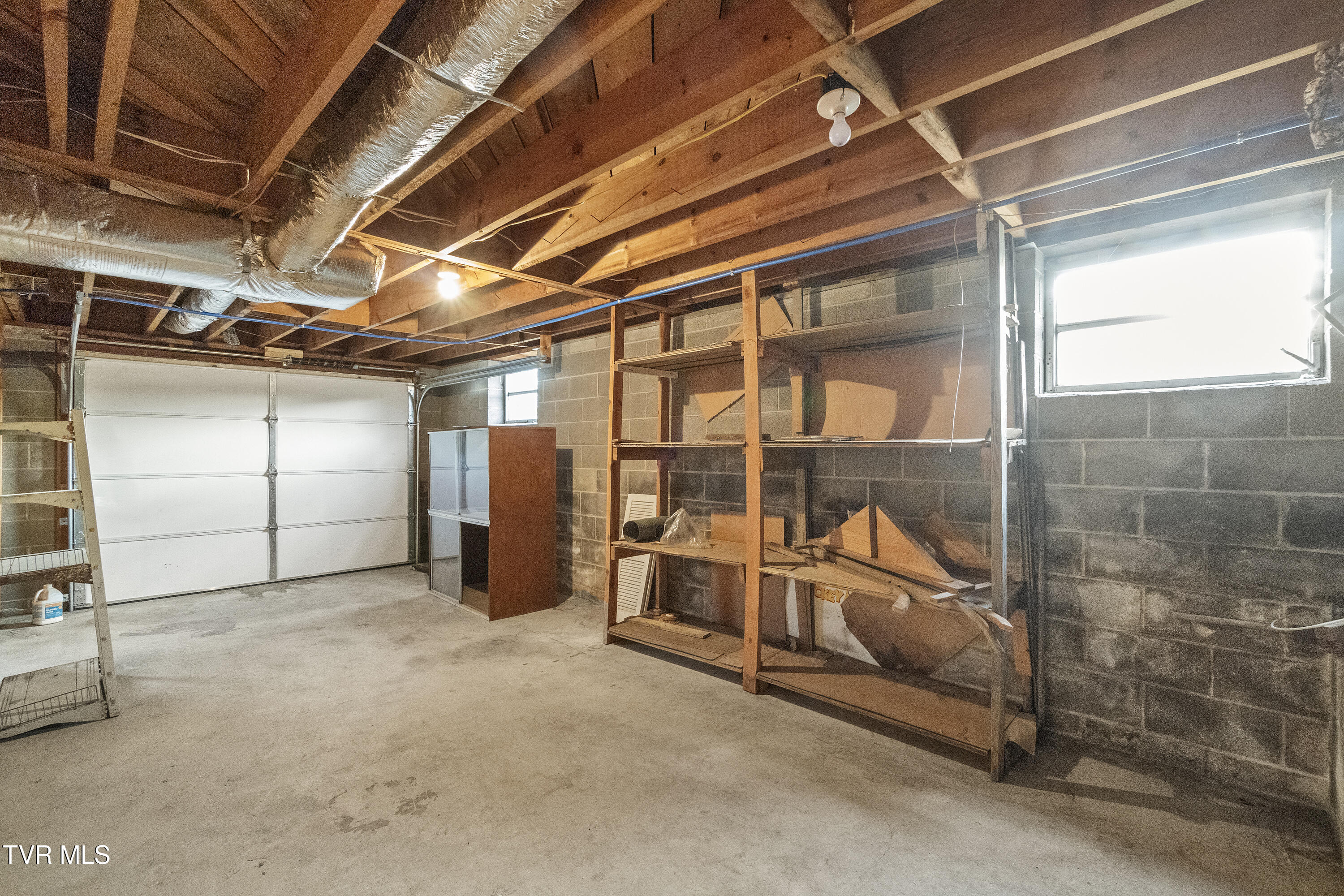 180 Doughtys Chapel Road Greeneville, TN 37745 - Photo 35 of 42 DSC03486